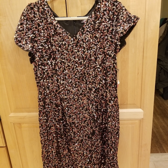 Vince Camuto Fluttered Short Sleeve Dress 10 NWT - Picture 3 of 9